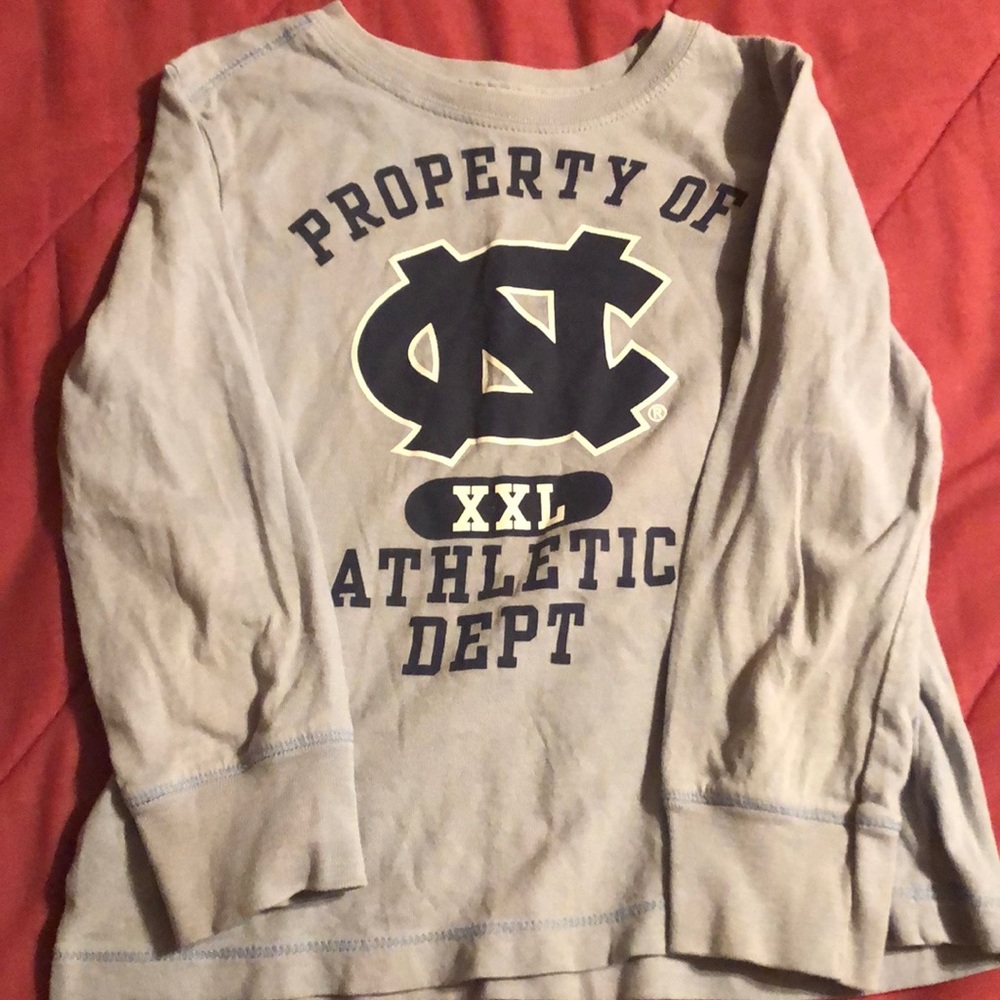 T University size 5T North Carolina LSleeve TShirt